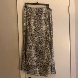 Snakeskin patterned skirt